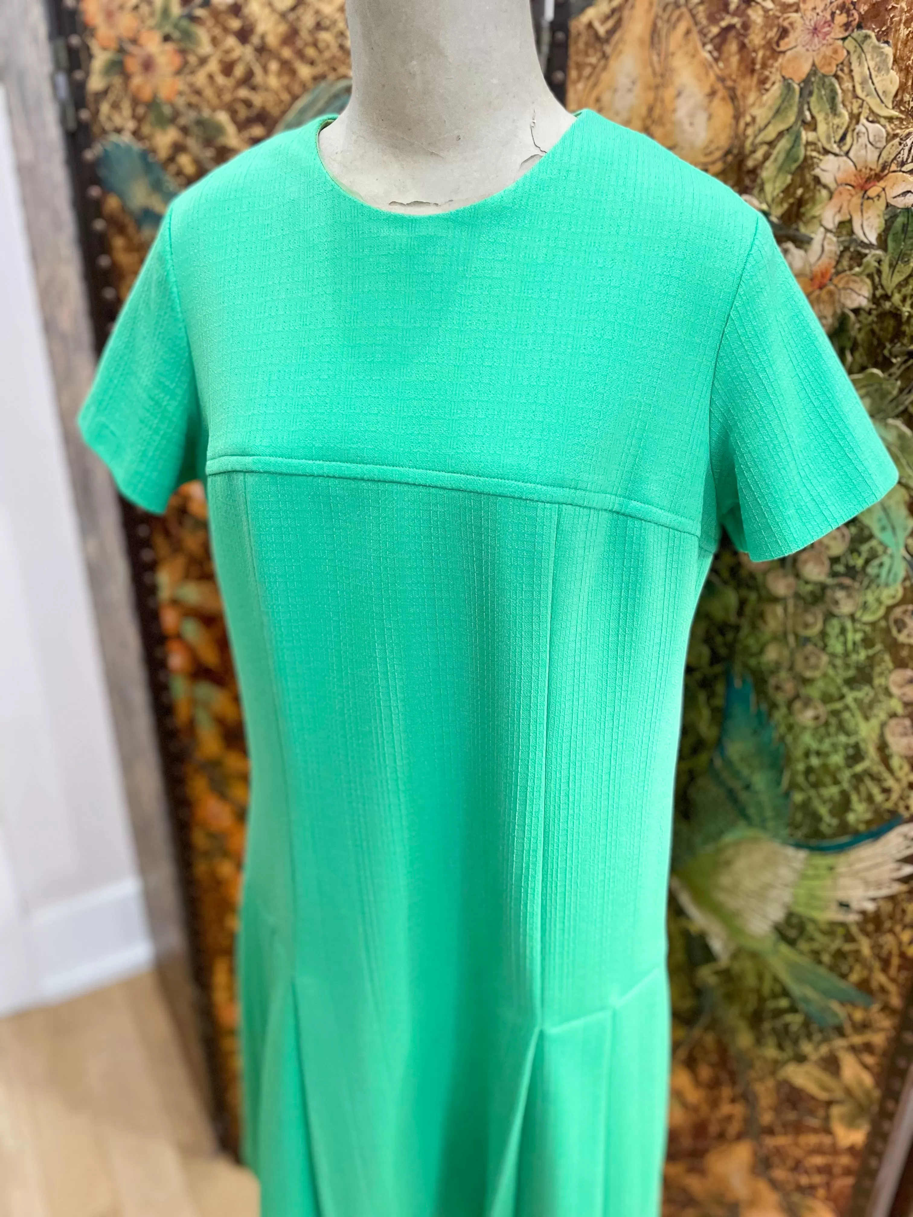 1960s Kelly Green Drop Waist Dress