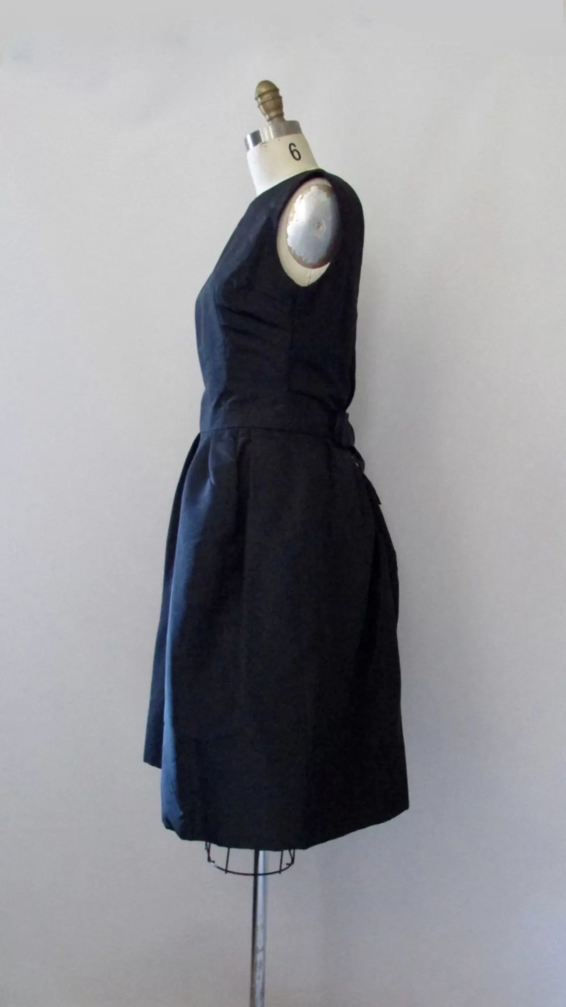 CHRISTIAN DIOR 50s Paris Boutique Little Black Dress, Small