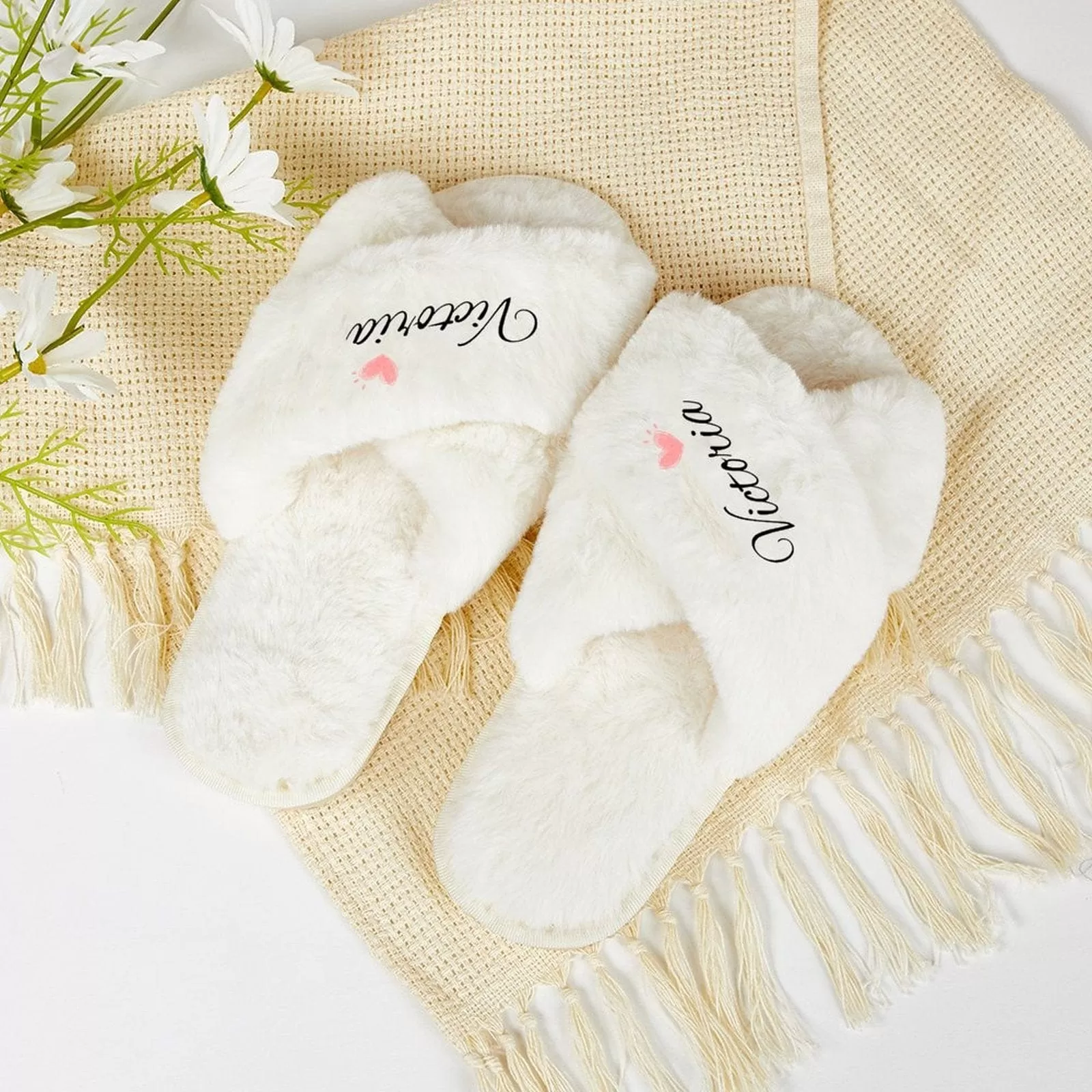 Custom Name Heart Bridesmaid Slippers Fluffy Bridal Slippers Fuzzy Cross Band House Slide Shoes