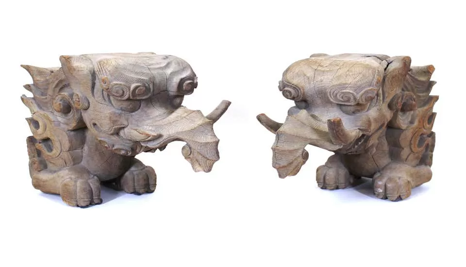 Japanese Momoyama Baku Figures in Carved Keyaki Wood