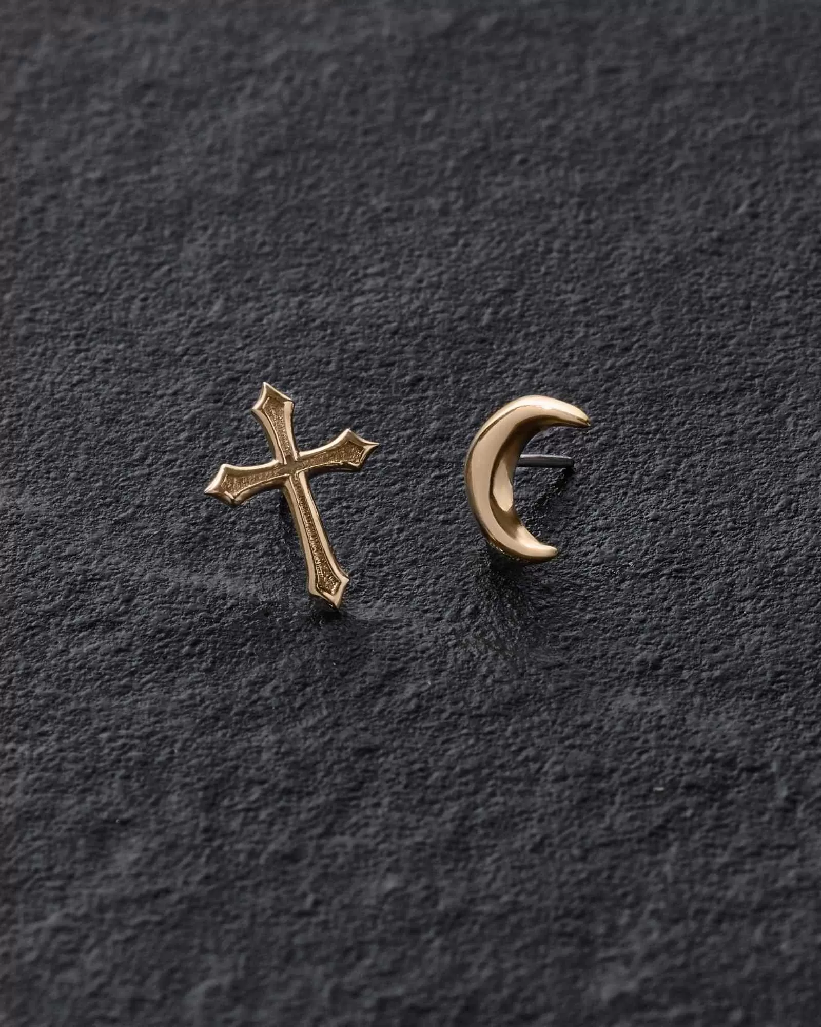 Judas Threadless End (14K Gold)