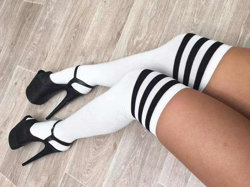 Lunalae Thigh High Socks - White/Black