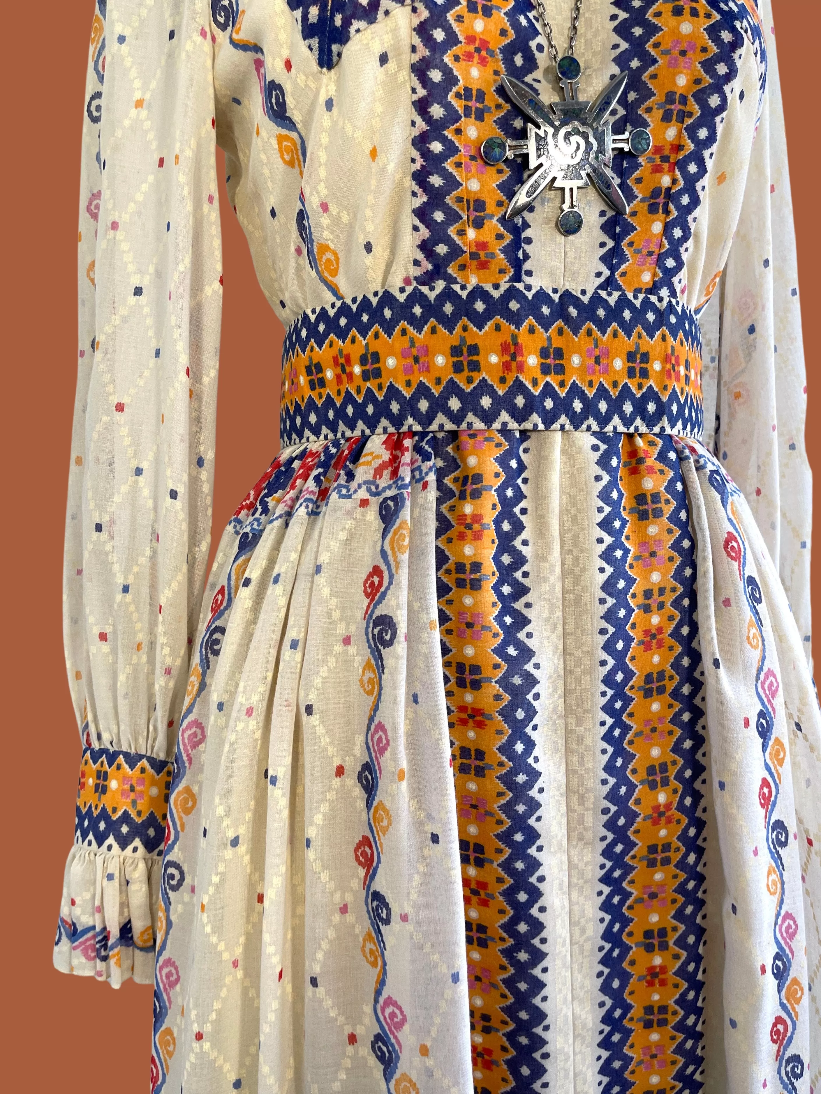 OSCAR DE LA RENTA 70s Folk Print Dress  Small Medium